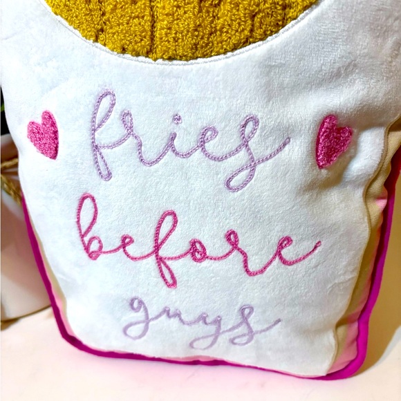 💕Isaac Mizrahi “Fries Before Guys” Pillow - Picture 2 of 6